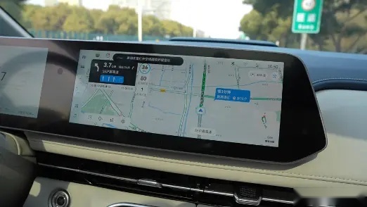 全家踏青还在选SUV？智能插混MPV瑞风RF8来了，开的放心坐的舒心