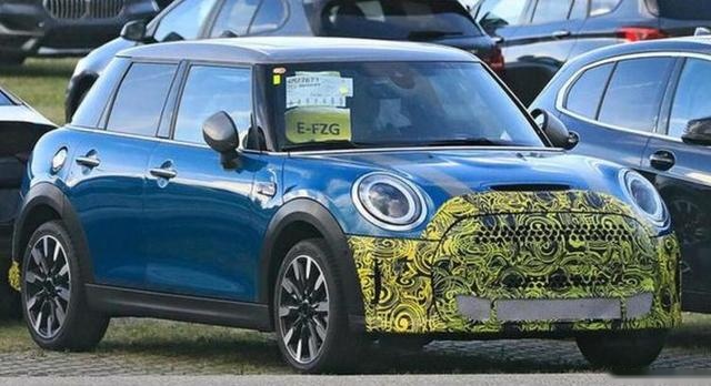 MINI Cooper SE五门版车型谍照曝光 搭载插混系统 有望年内上市