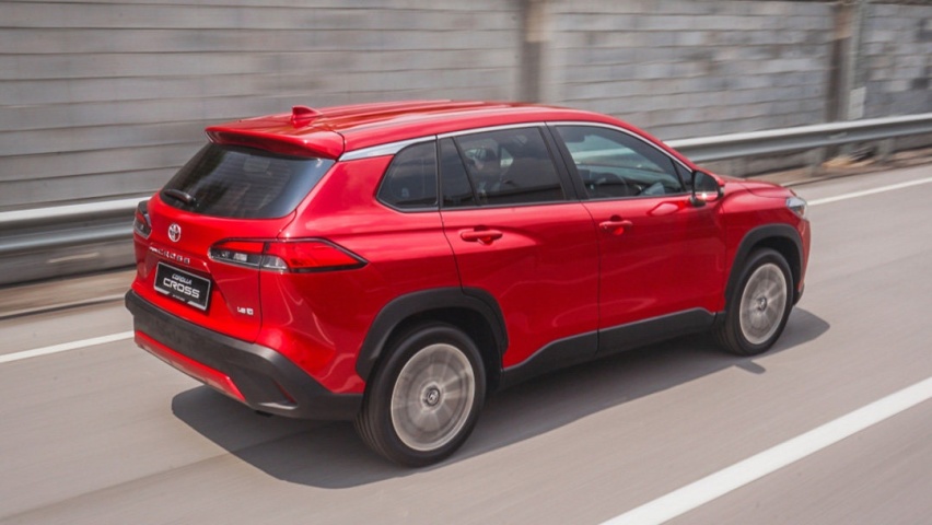 卡罗拉Cross来了？油耗或低至4.6L 预计不到15万起