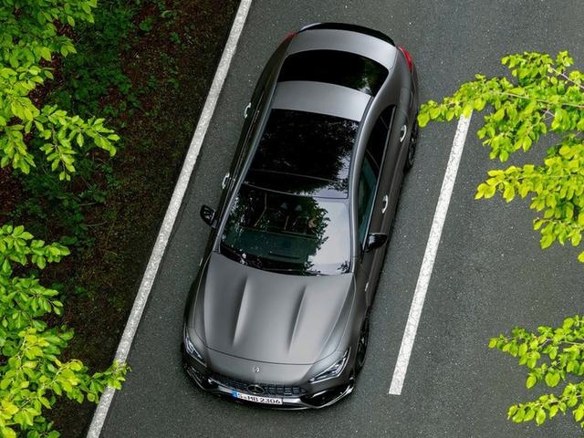 全新梅赛德斯-CLA 45 S官图曝光 搭2.0T发动机