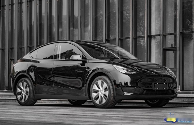 飞凡R7“大号Model Y“实力碾压Model Y