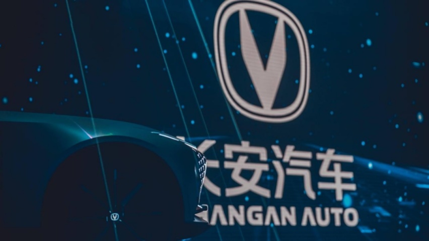 产品+服务双轮驱动，解密长安汽车半年销量超百万的密码