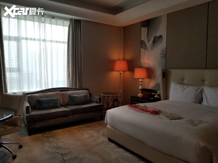 沿途景色美成天堂 自驾新疆RDX跑长途够用吗？