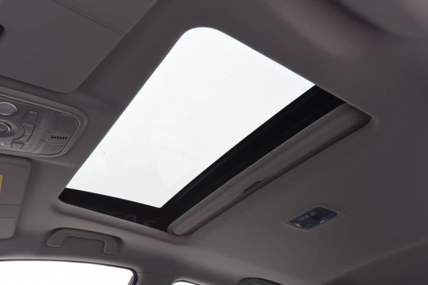 autohomecar__ChsEml2LFtSAL0cUAADD__t9jS4049.jpg