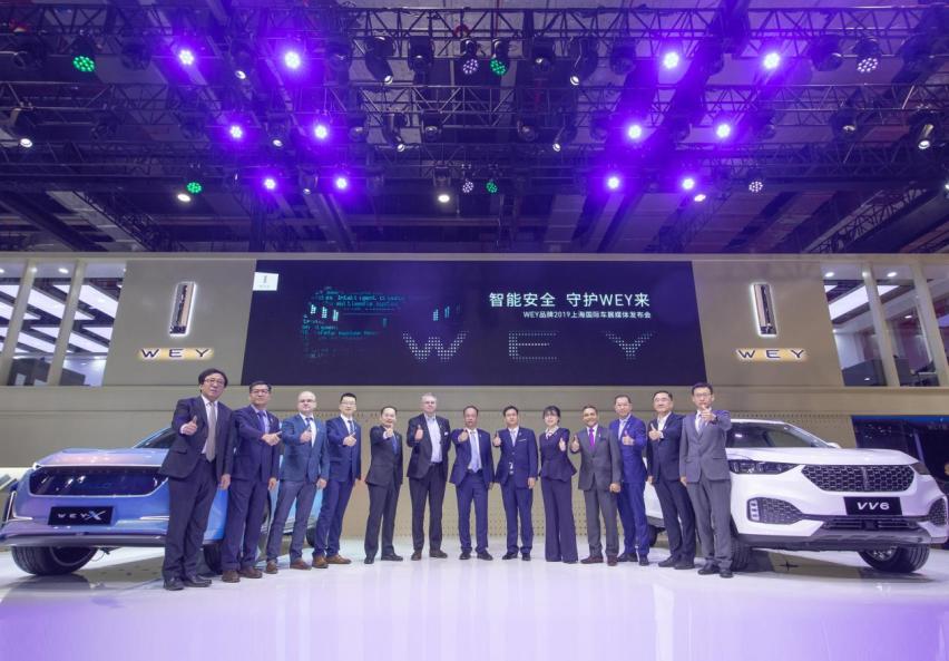 WEY携多款车型亮相上海车展，其中一款车型4.6秒破百