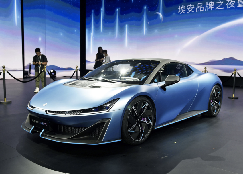 广汽埃安昊铂SSR，中国第一超跑还是高端鸡肋？性价比分析