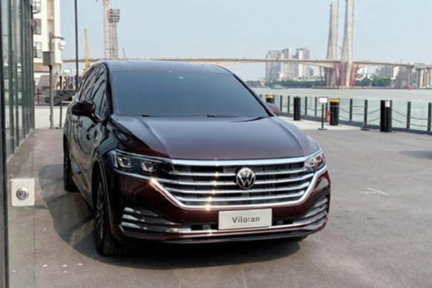 欲与GL8比高低 上汽大众全新MPV Viloran到店实拍