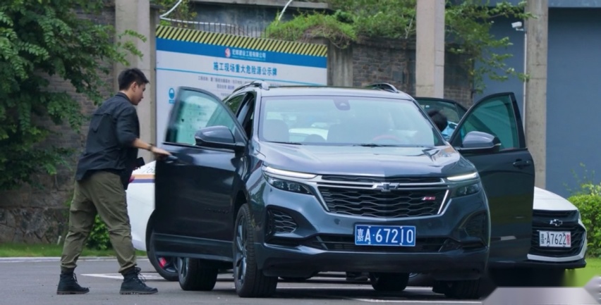 2022开年爽剧《开端》车型盘点 张成座驾吸睛无数