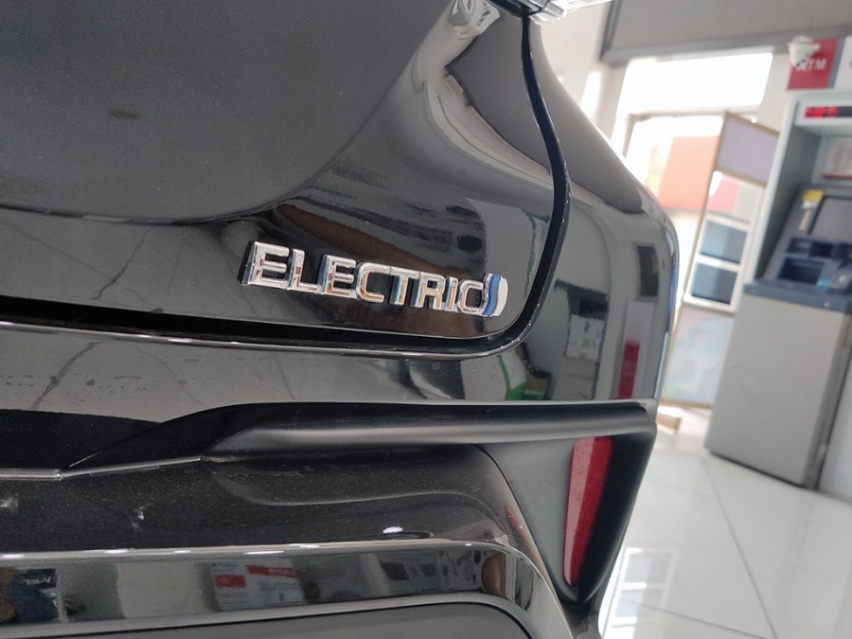 续航400km的纯电动合资SUV，实拍广汽丰田C-HR EV