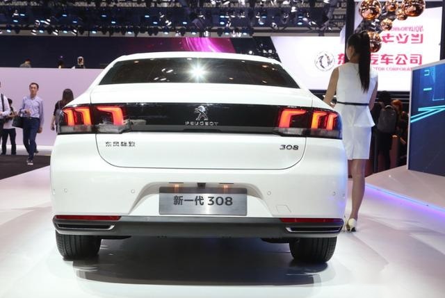标致308底盘调教胜过德系车，可惜操控布局成败笔