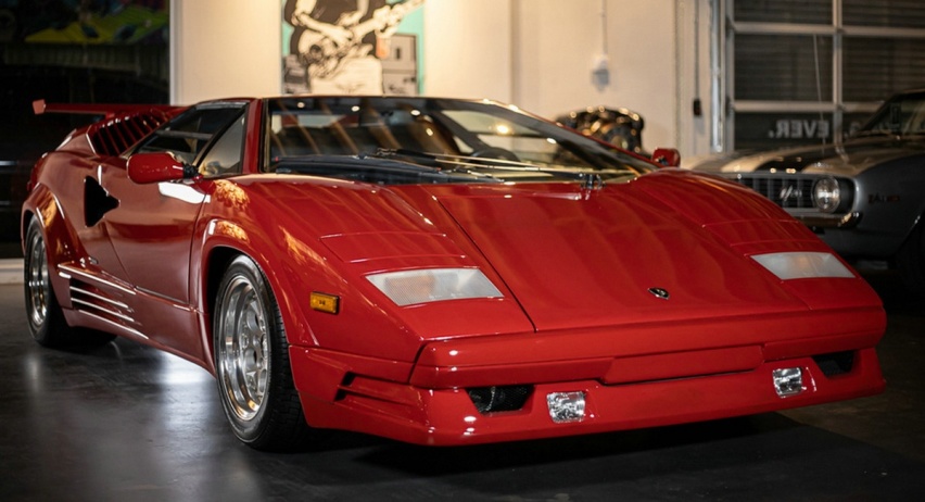 1989-Lamborghini-Countach-Anniversary-walt-grace-vintage-1.jpg