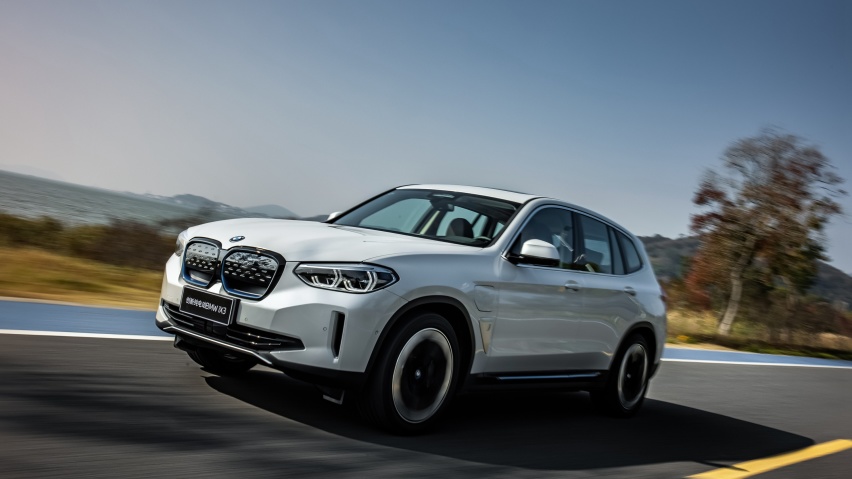 新知达人, 创新纯电动BMW iX3重装上阵，实施新定价