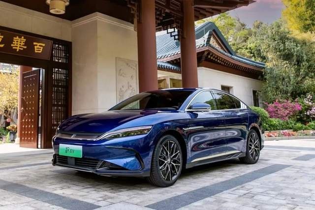 买纯电中大型车？汉EV、零跑C01等很合适