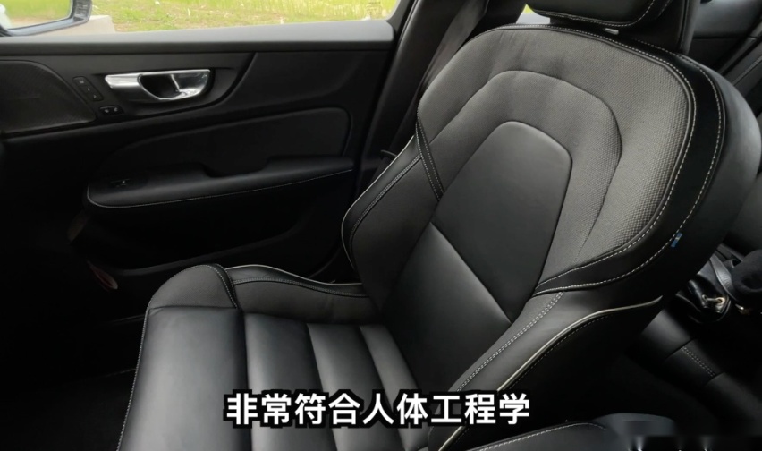 混动沃尔沃S60：低调暴力，香掉眉毛？