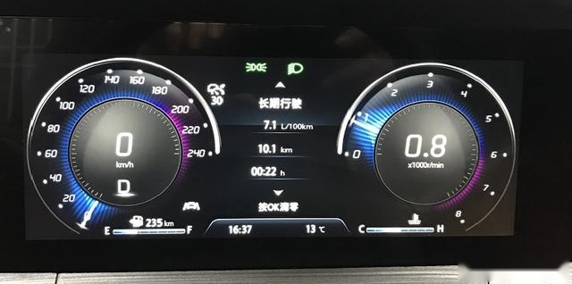 试驾长安CS55PLUS：它凭啥吸引路人？