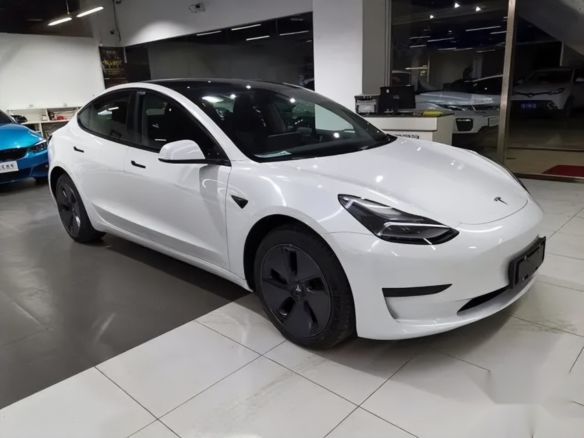 崩溃了！美版特斯拉Model 3优惠后 约合14万人民币