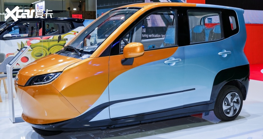 鸿喜达打出"一会两展"组合拳,是品牌向高端化进军的重要战略布局.