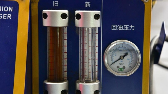 明明用车更轻松了，为什么说年检改革是宣判燃油车“死缓”？