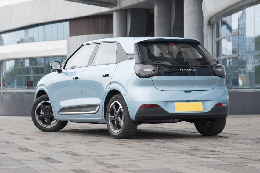 10万块的纯电代步车，买这几款比较靠谱又好看