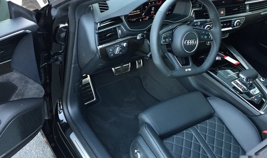 硬朗运动的设计 新款奥迪S5 Sportback实车