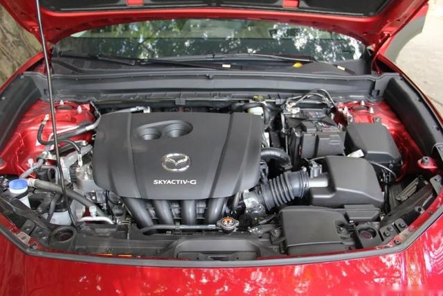 试驾Mazda CX-30，体验“人马一体”的驾控乐趣