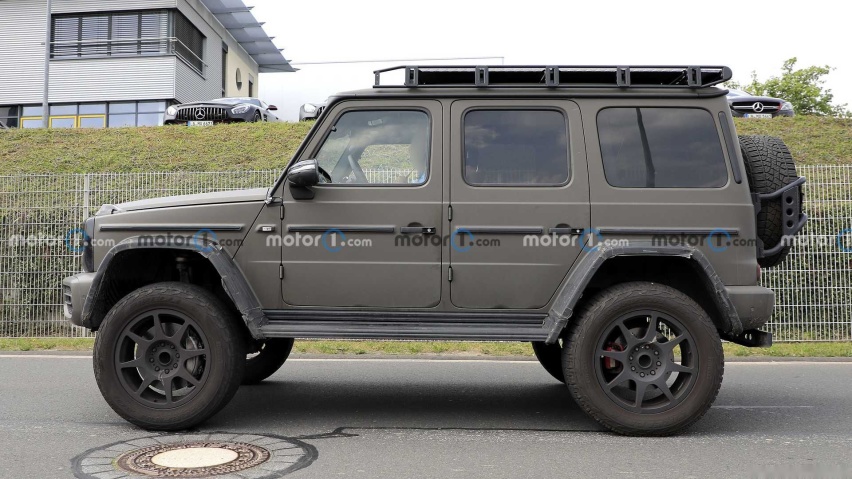 奔驰AMG G级 4x4军绿哑光色谍照曝光 增加越野性能/有望年内发布