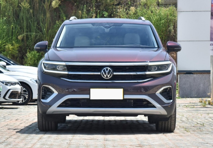 V6引擎+全时四驱！比宝马X5大很多，搭载6座却便宜了30多万