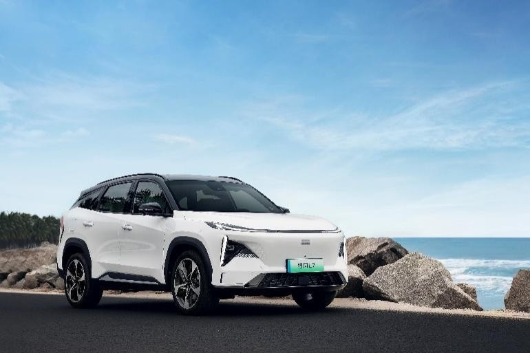 吉利银河L7获评2023年度中国汽车“低碳领跑者车型”