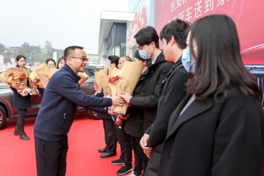 2小时实现下线到交车，长安欧尚X5用行动诠释暖心承诺
