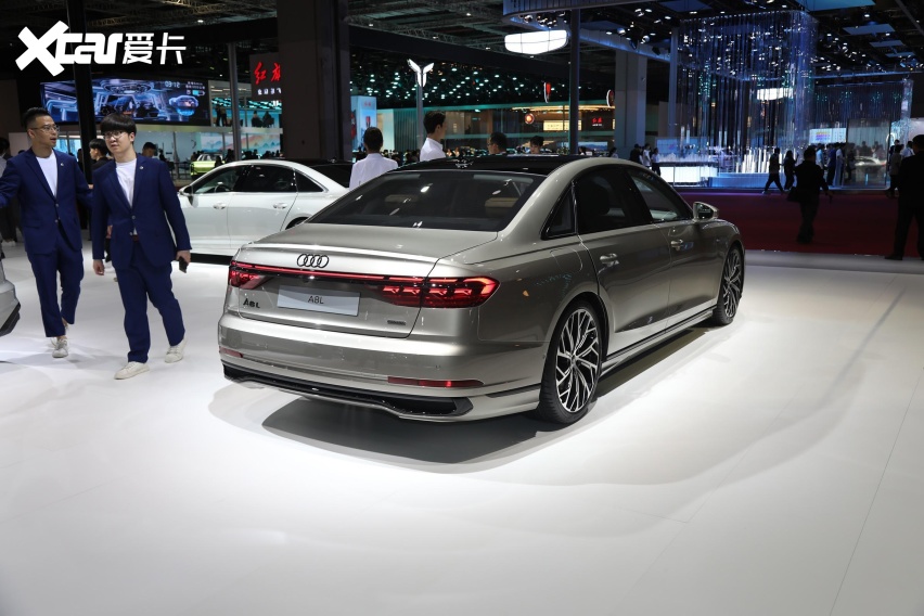 现款售价195.48万元 新款奥迪a8l 60tfsi通过国6b认证