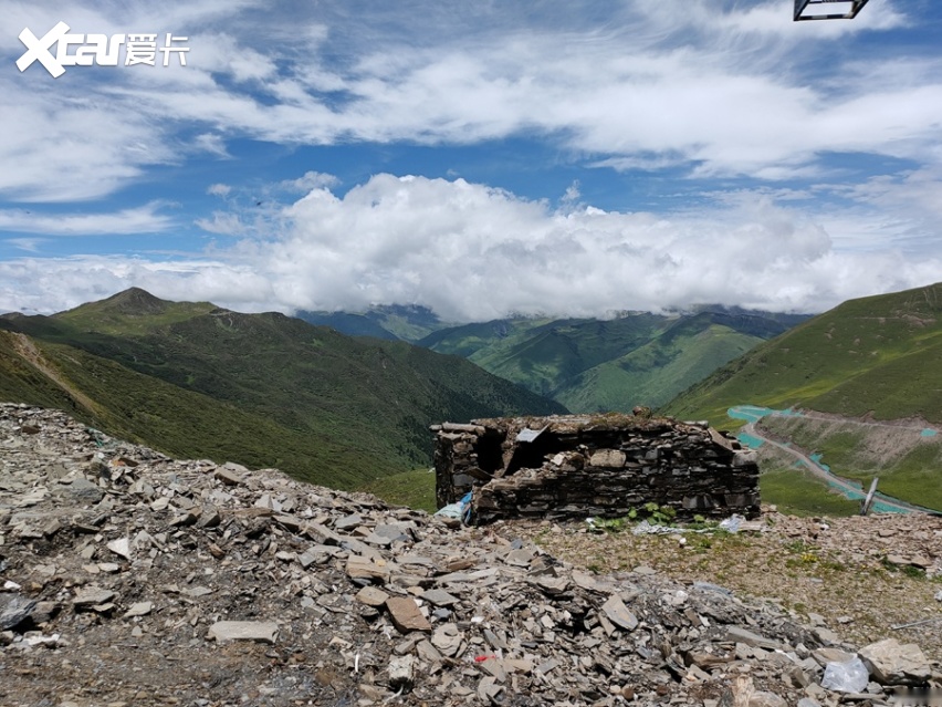 重走长征路，驱车翻越正修路的夹金山是什么感觉？