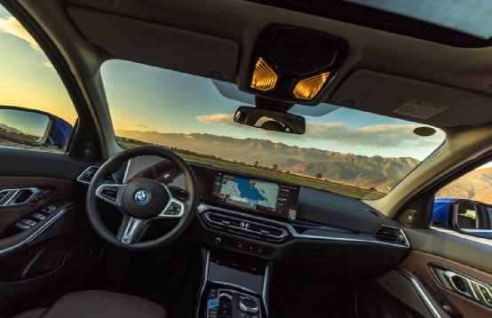 试驾全新BMW i3 纯电驱动依然是最纯粹的BMW