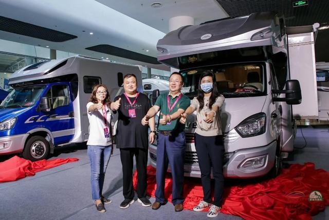 如何达成一次说走就走的旅行？不妨看看第十一届上海房车展