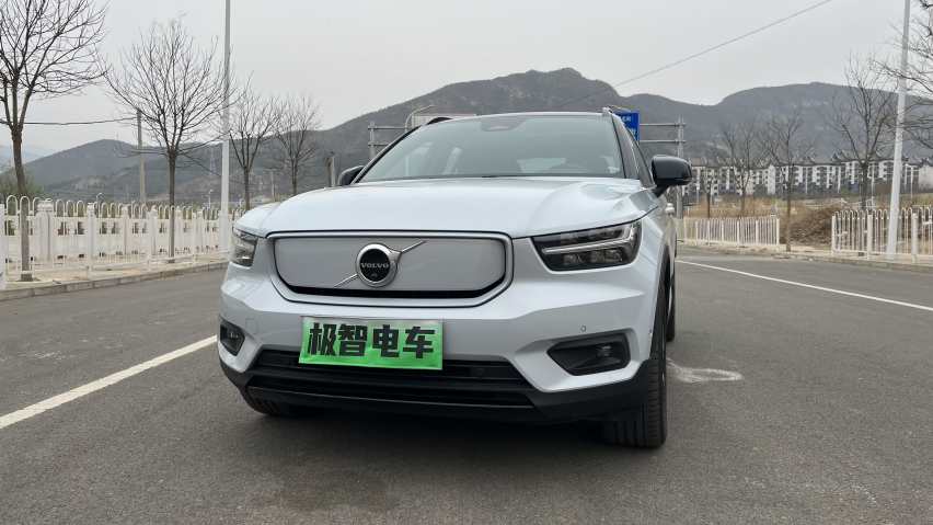 外观平平，但暗藏玄机？体验沃尔沃XC40纯电版