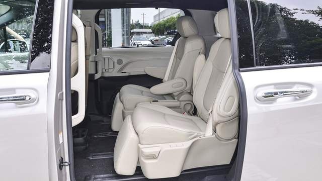 丰田赛那预售价公布......32-42万！