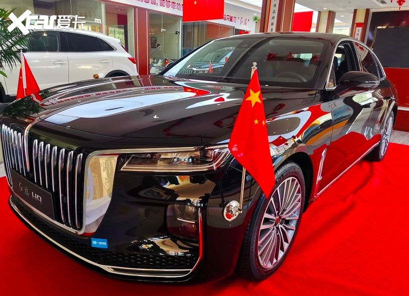 2020款红旗h9实车进店!2.0t油耗7.1l,配空气悬架