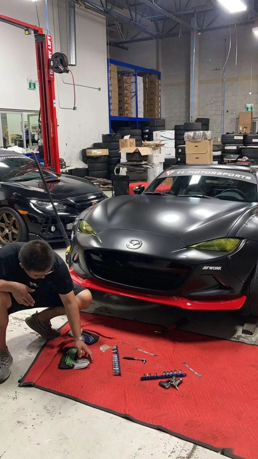 Pandem宽体上身的马自达MX-5，