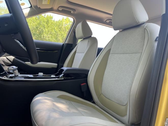 定位紧凑级SUV，科技配置有提升，体验起亚赛图斯1.5L车型