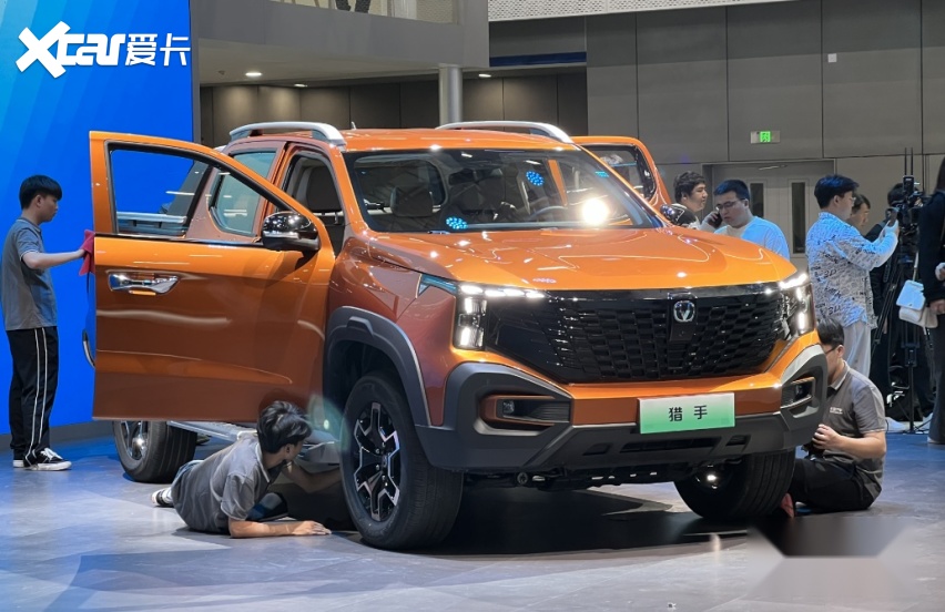 2023广州车展探馆丨采用增程动力 长安猎手皮卡首发