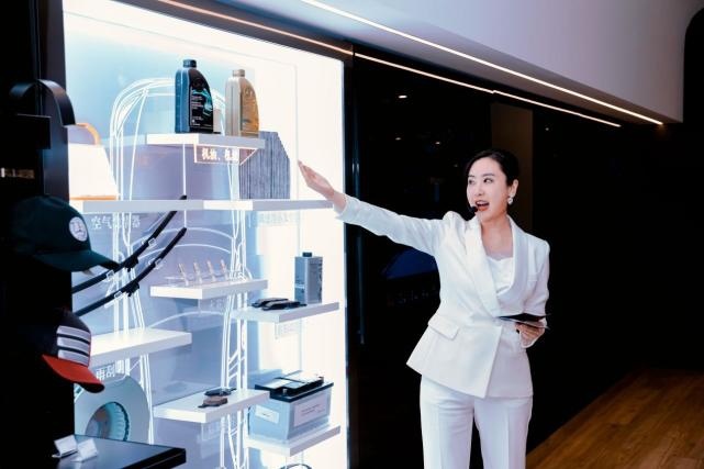 星光耀目 共驰未来 济南鹏龙金阳光奔驰全福店媒体见面会圆满落幕