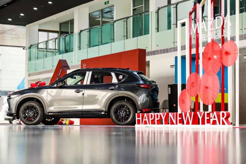 马自达CX-5新年首车交付，看车主怎么评价它？