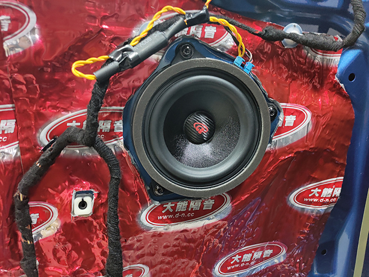 专车专用三分频畅听靓声回味无穷，盐城道声宝马120i音响升级埃曼德高
