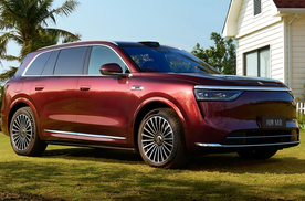 累计交付超13万辆，问界M8为何能实现口碑、销量双丰收？