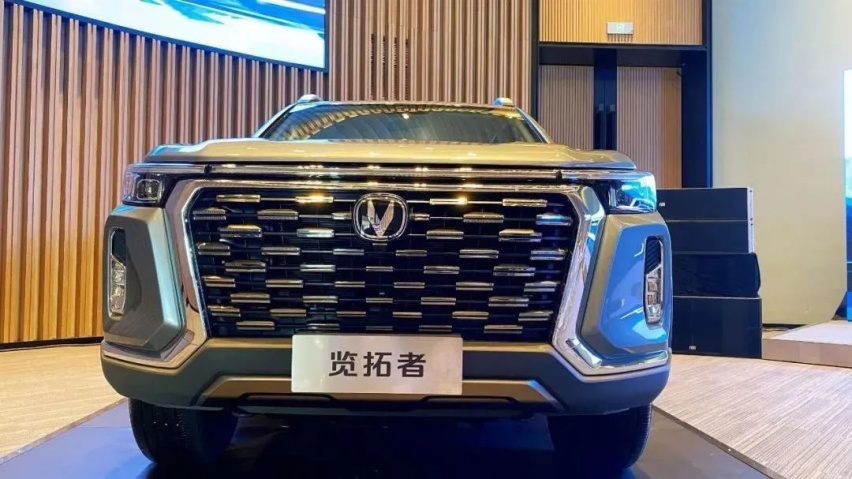 9.99万元起，长安皮卡览拓者正式上市，长城炮迎最强对手