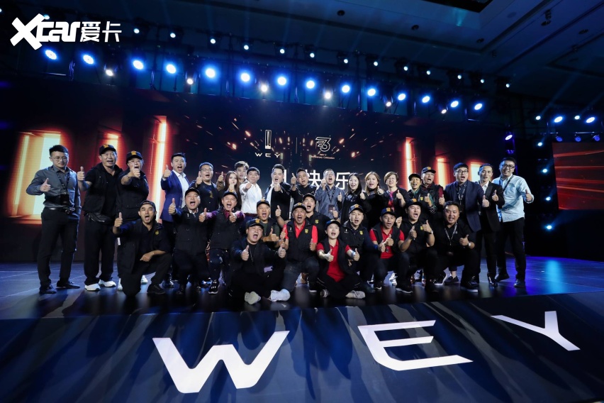 刚刚，长城汽车发布公告，WEY品牌总经理柳燕将于年底离职