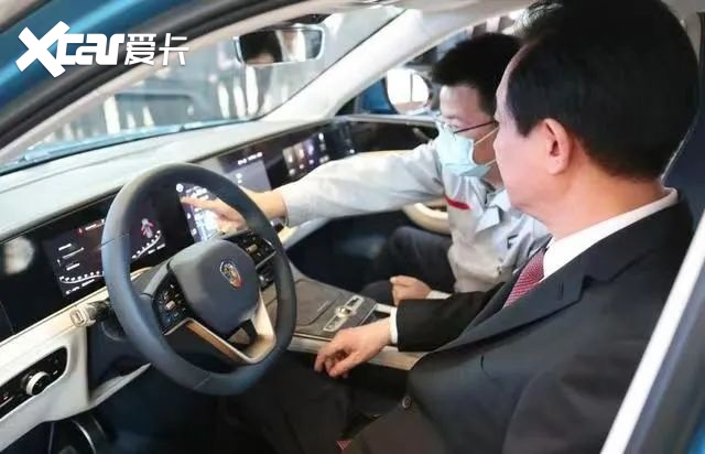 恒驰5即将开售，许家印体验后大赞“漂亮”，自卖自夸？