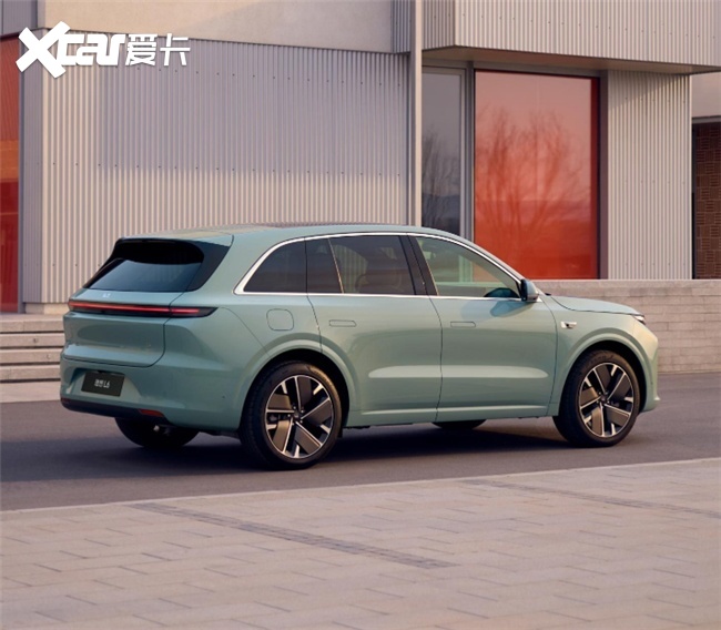 国产家用中大型新能源SUV推荐车型一览：红旗HS6 PHEV成首选？