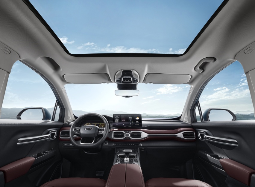 吉利新款豪越上市售价10.36-13.96万元 定位中型SUV，提供7座版本