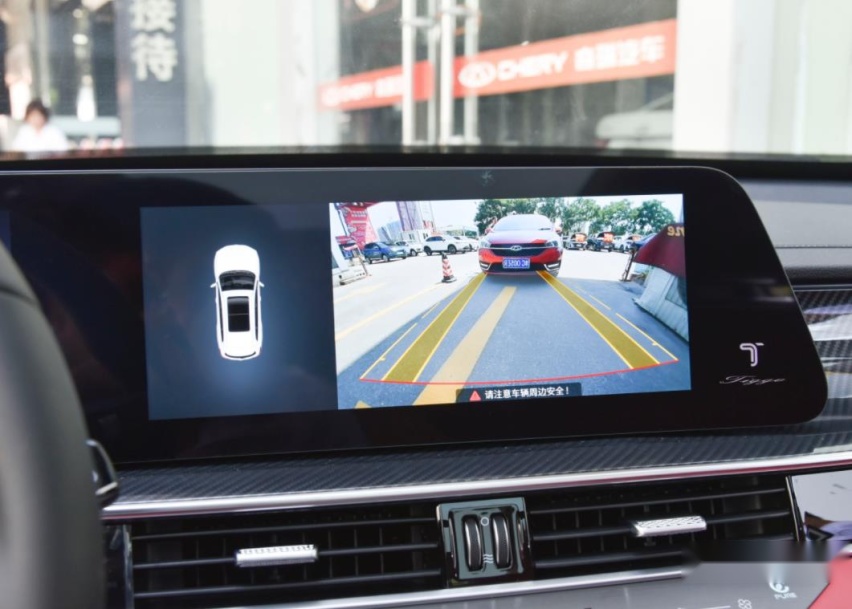 2023款瑞虎7 Plus冠军版，增Carplay，1.6T铝合金引擎