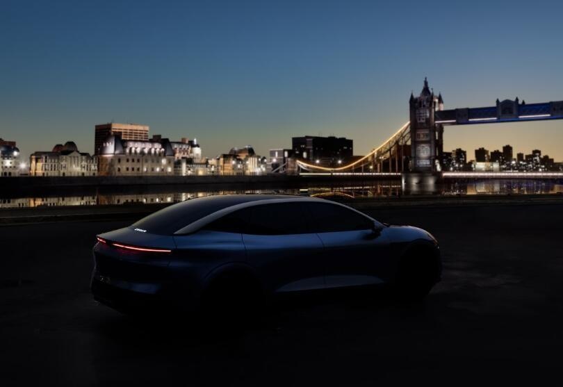 又针对Model 3！或售20-26万，极氪首款纯电轿车007官图发布